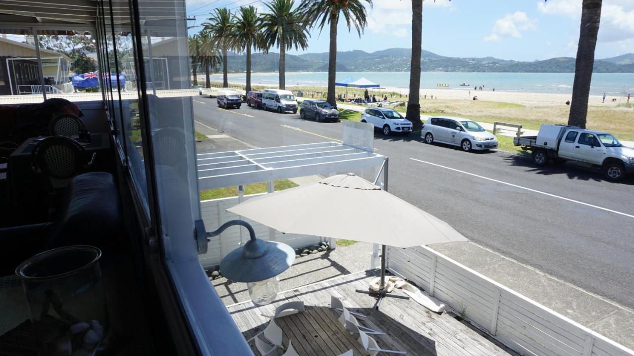 Nana Glads Beachfront Accommodation Whitianga Exterior foto