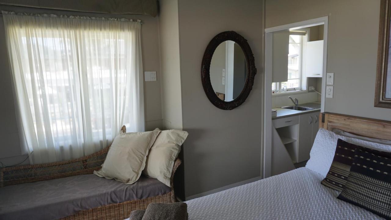 Nana Glads Beachfront Accommodation Whitianga Exterior foto